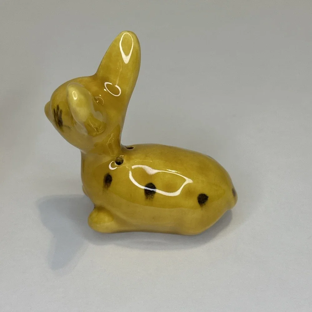 Vintage Deer Fawn Salt & Pepper Shakers Yellow Ceramic Glazed Japan